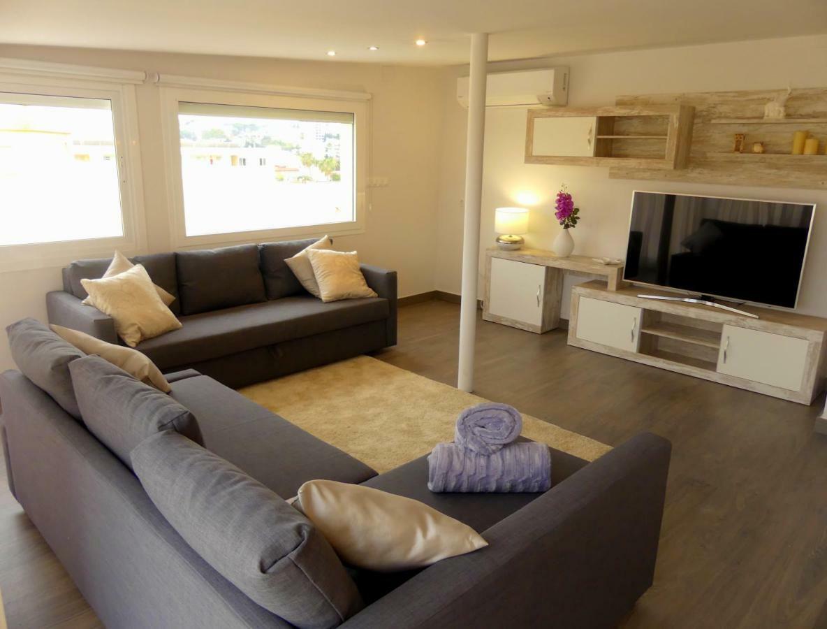 Appartement Duplex La Carihuela 1ª Linea De Playa Costa Del Sol